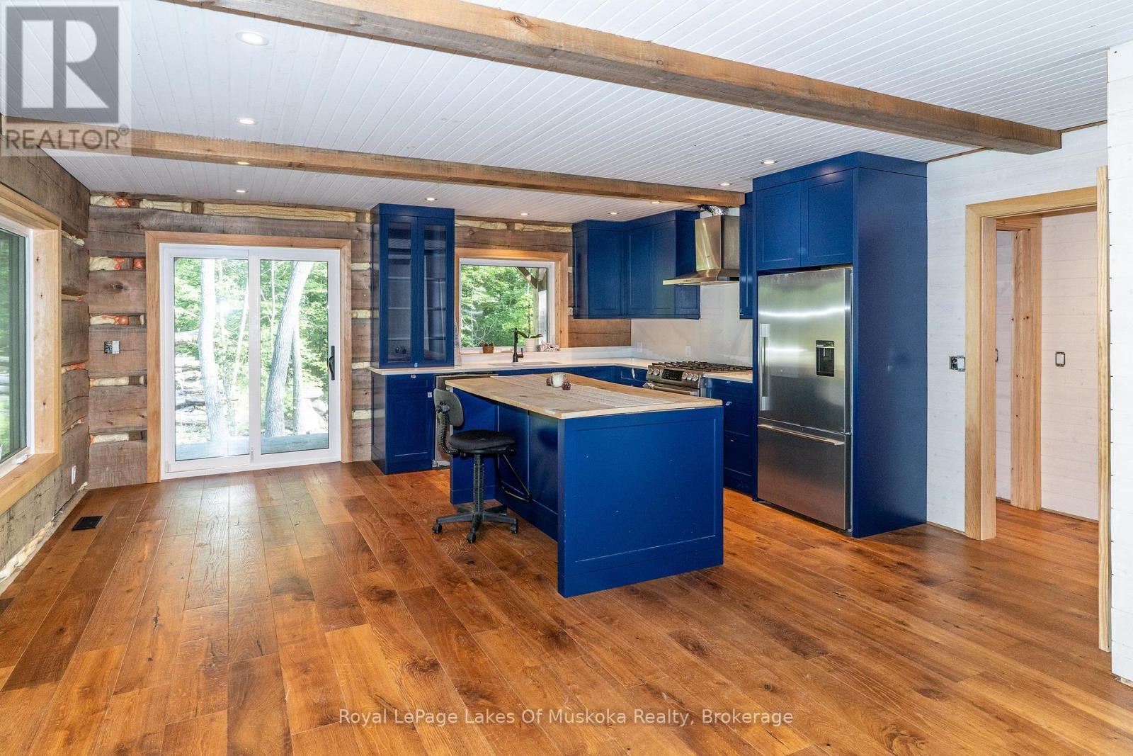 1029 Whiteside Road, Muskoka Lakes, Ontario  P0B 1J0 - Photo 2 - X13762442