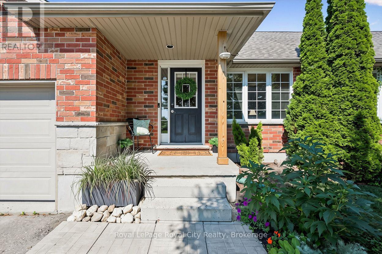 105 Spencer Drive, Centre Wellington, Ontario  N0B 1S0 - Photo 1 - X13762448