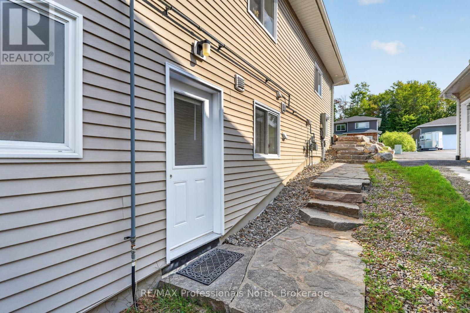 38 Goodwin Drive, Huntsville, Ontario  P1H 2R3 - Photo 32 - X13762536