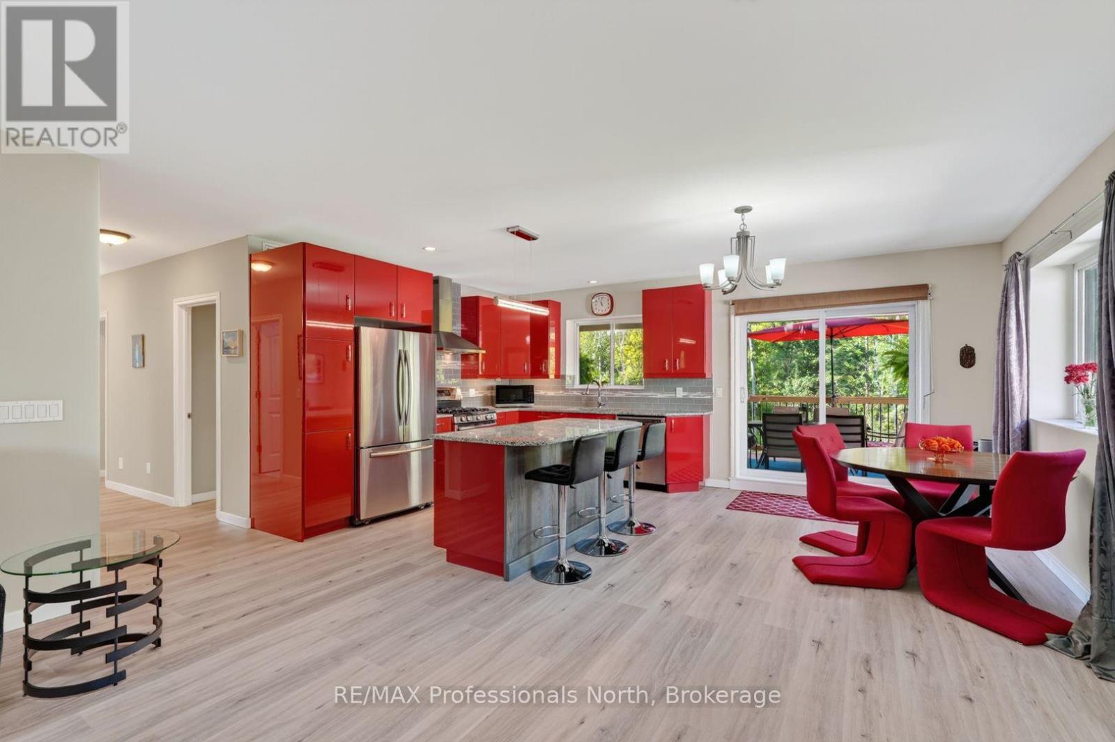 38 Goodwin Drive, Huntsville, Ontario  P1H 2R3 - Photo 8 - X13762536