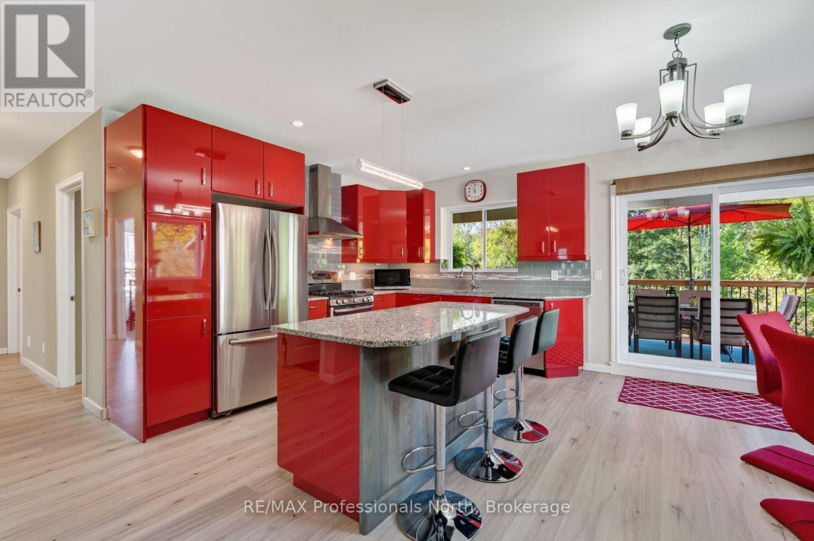 38 Goodwin Drive, Huntsville, Ontario  P1H 2R3 - Photo 9 - X13762536