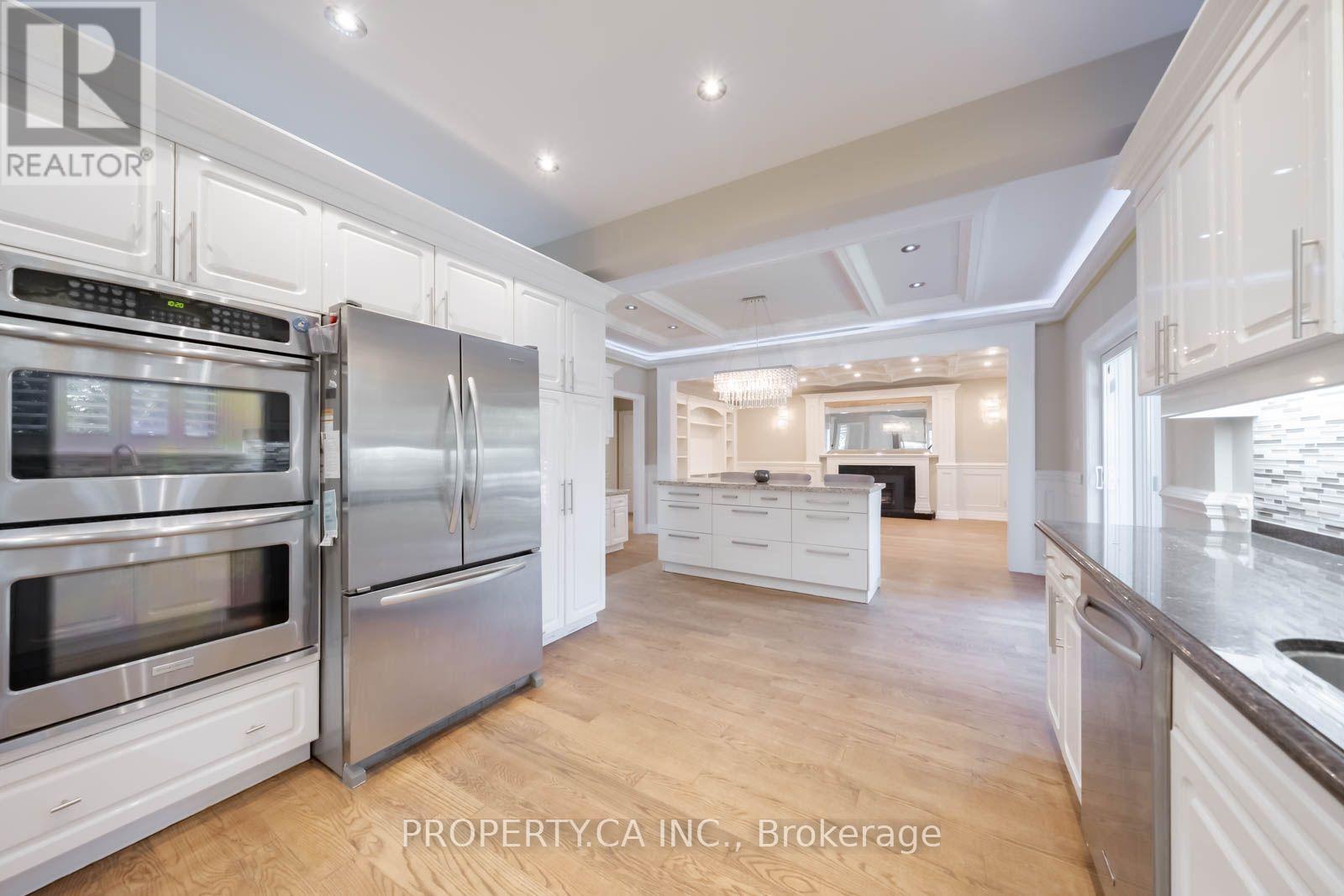 76 Concord Road, Vaughan (Beverley Glen), Ontario  L4J 3M3 - Photo 10 - N13762454