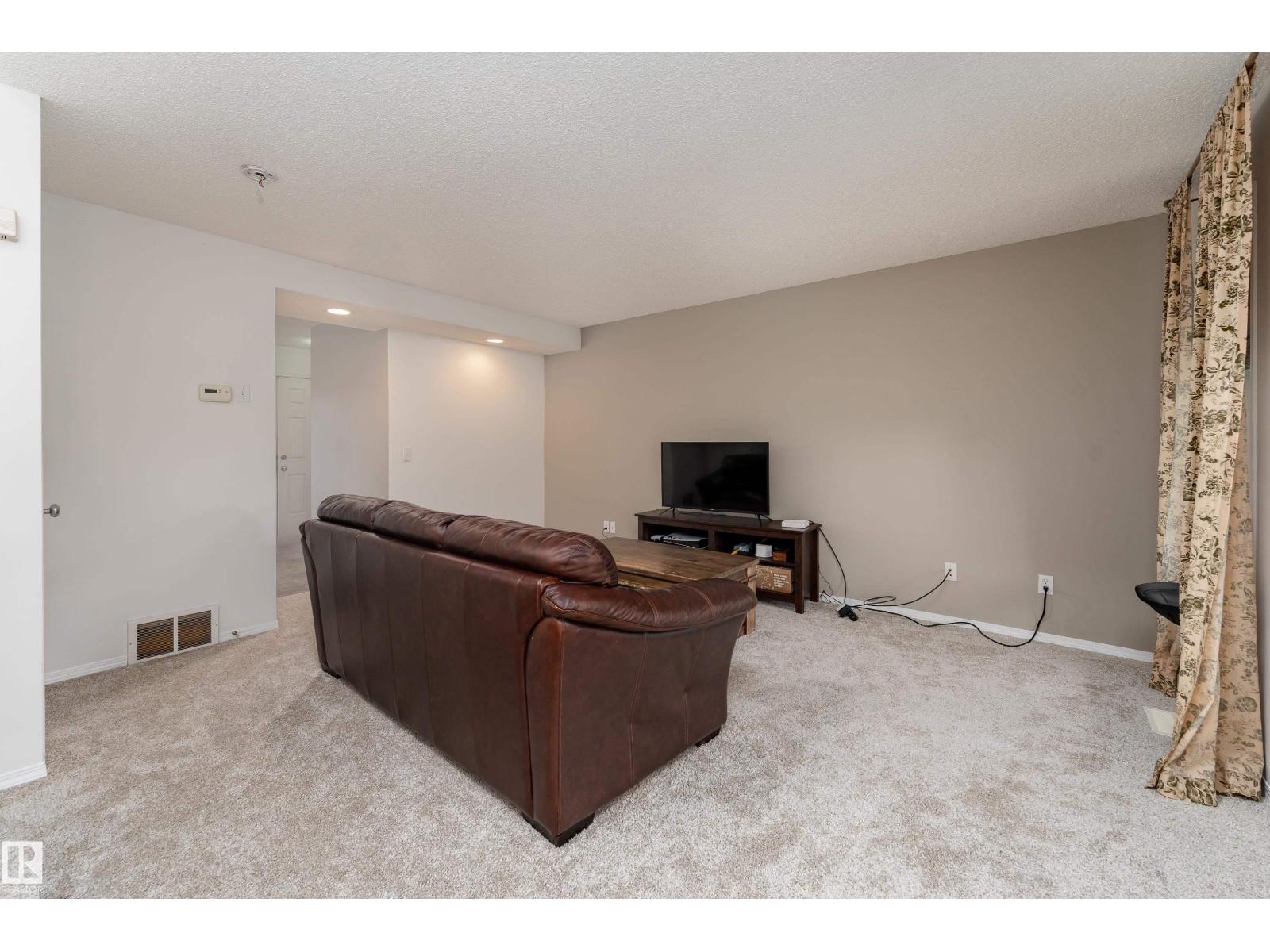 547 Songhurst Wy, Leduc, Alberta  T9E 0P8 - Photo 6 - E4507765