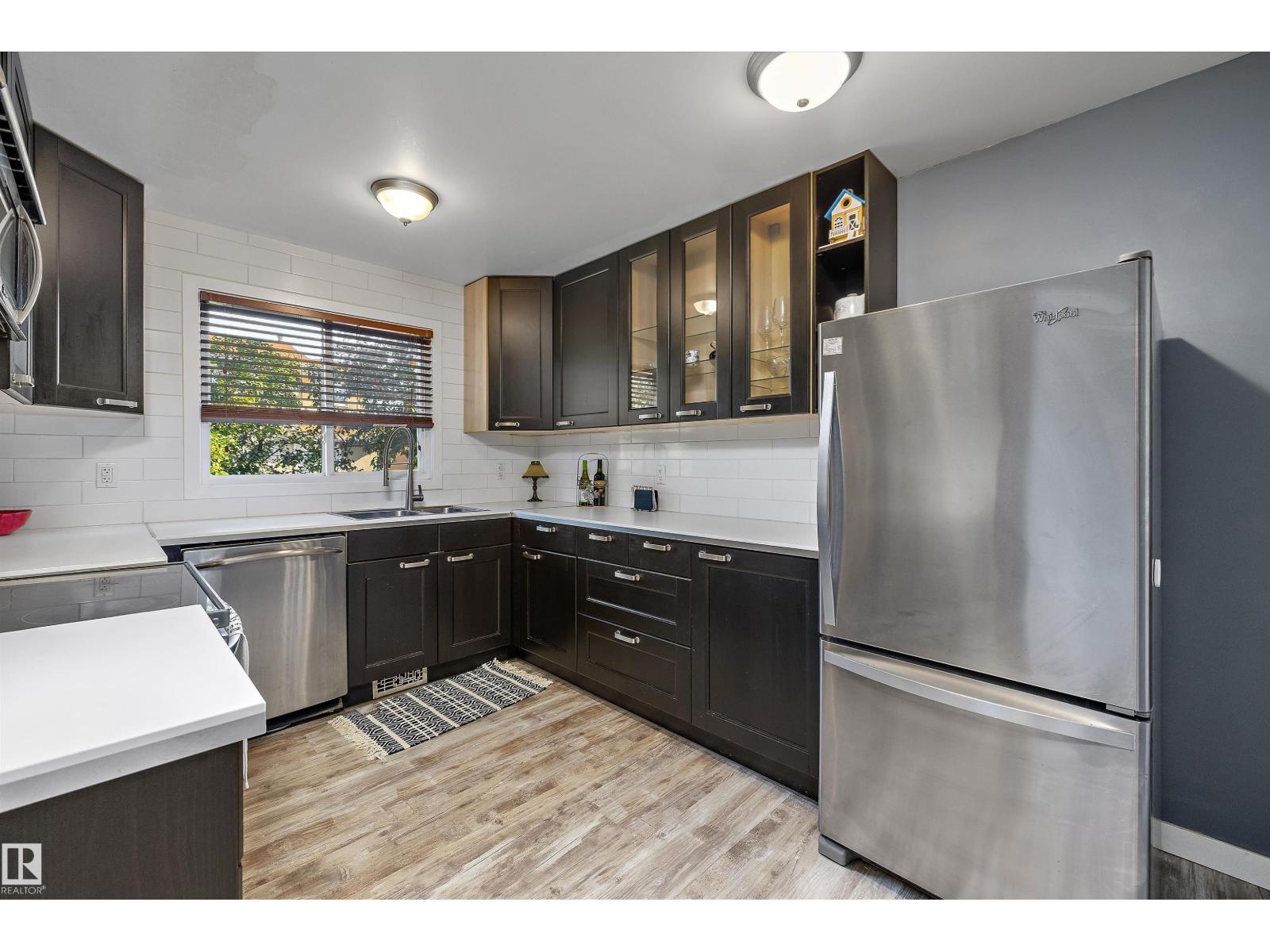 10930 Beaumaris Rd NW, Edmonton, Alberta  T5X 1Z6 - Photo 13 - E4507767