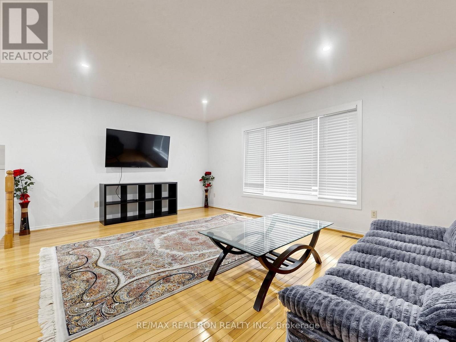 101 Chieftain Crescent, Barrie, Ontario  L4N 6J2 - Photo 22 - S13762328