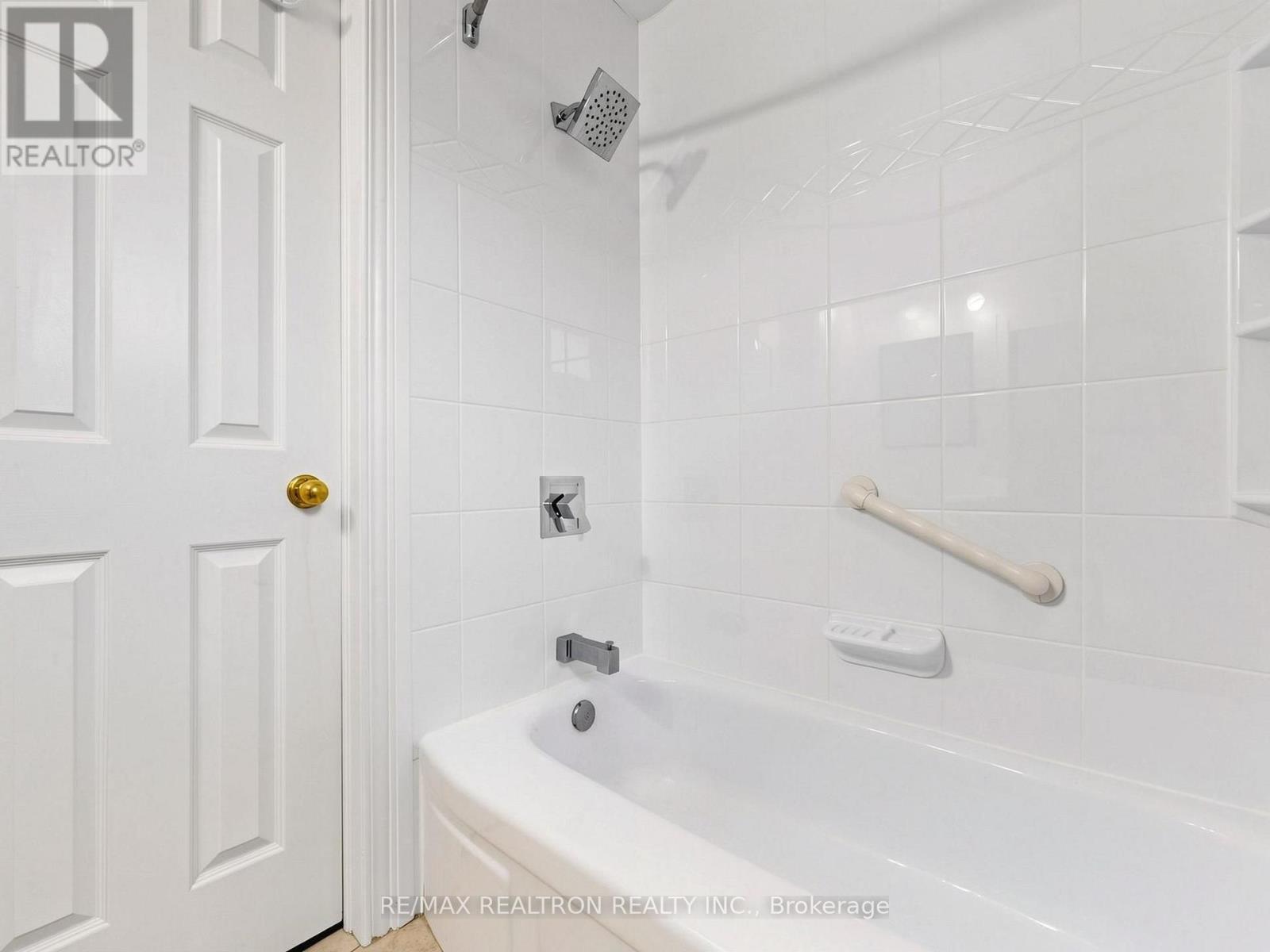 101 Chieftain Crescent, Barrie, Ontario  L4N 6J2 - Photo 27 - S13762328