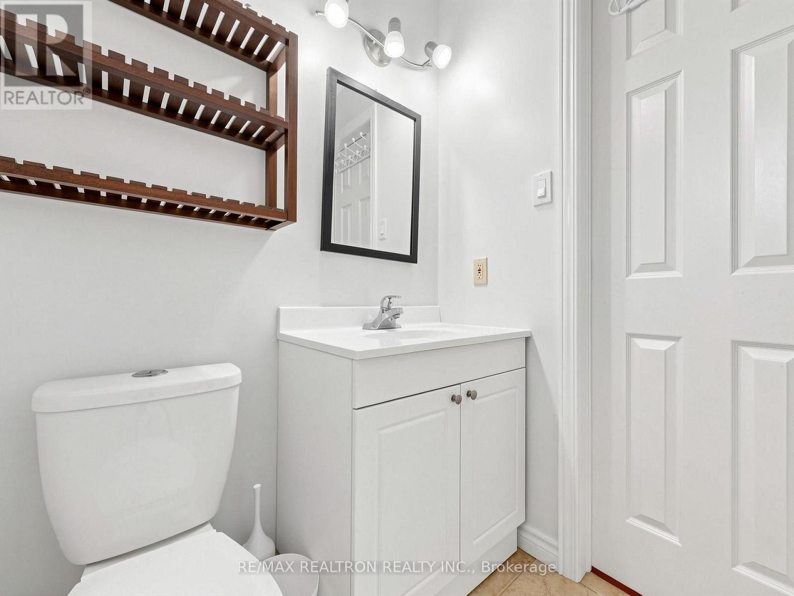 101 Chieftain Crescent, Barrie, Ontario  L4N 6J2 - Photo 40 - S13762328