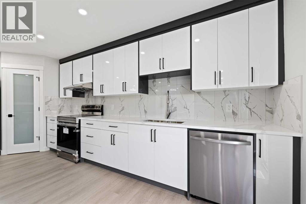 81 Saddlecrest Green Ne, Calgary, Alberta  T3J 5N4 - Photo 12 - A2337772