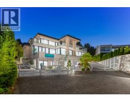 1035 GREENWOOD PLACE, West Vancouver, British Columbia