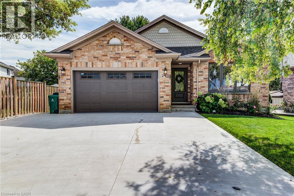 245 SCHNELLER Drive, Baden, Ontario