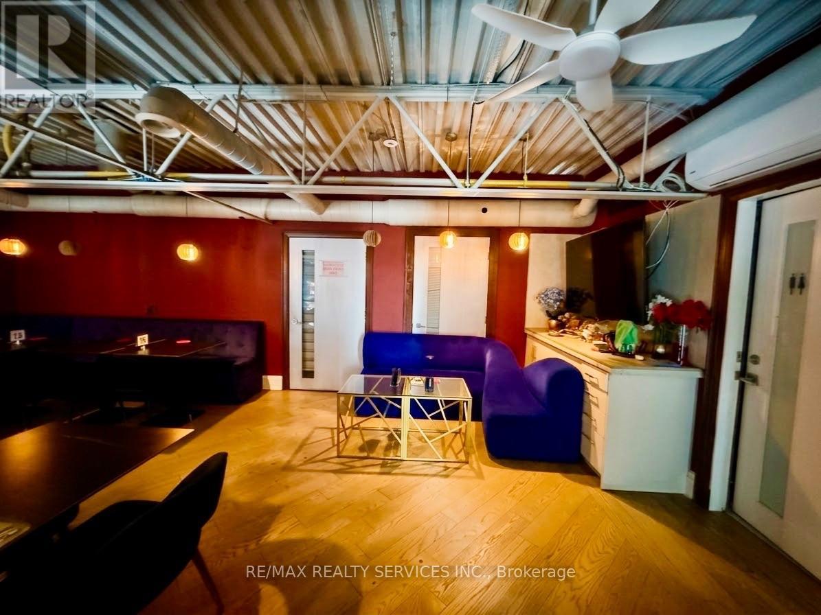 134 Millwick Drive, Toronto, Ontario  M9L 1Y6 - Photo 13 - W13762316