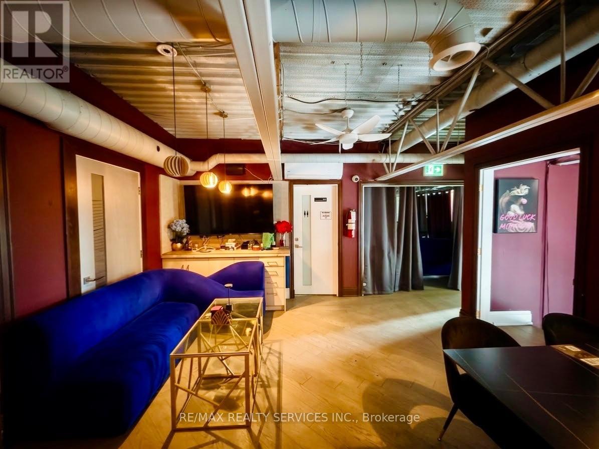 134 Millwick Drive, Toronto, Ontario  M9L 1Y6 - Photo 16 - W13762316