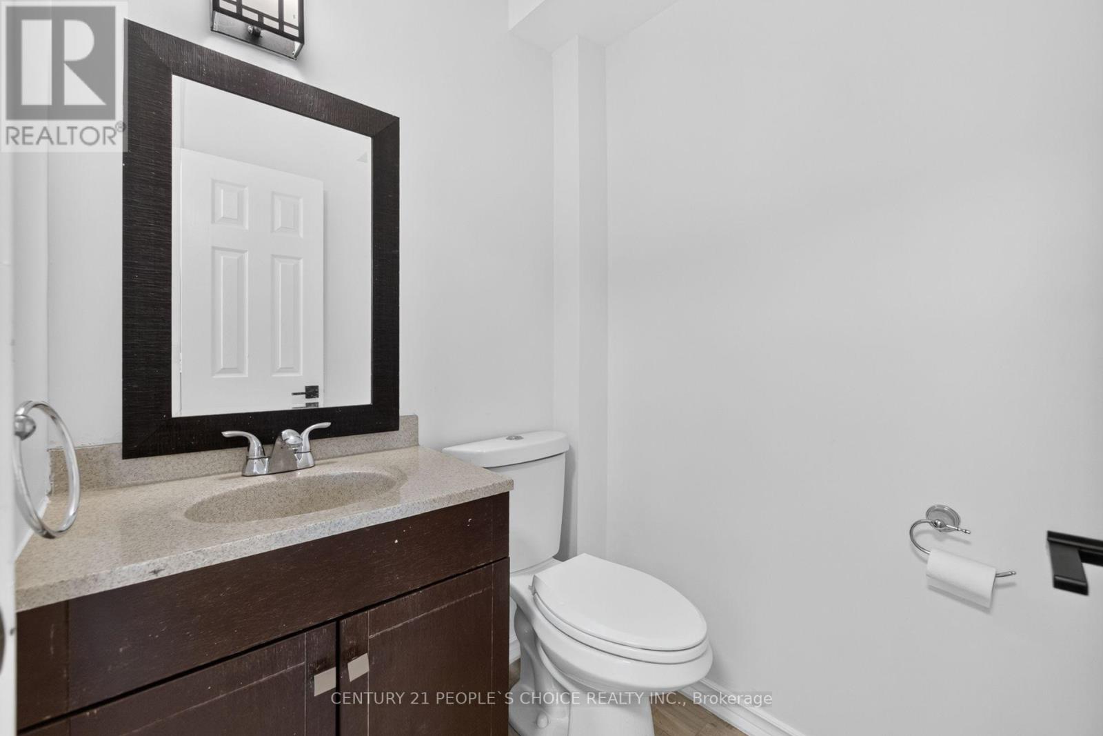 658 Galloway Crescent, Mississauga, Ontario  L5C 3W1 - Photo 8 - W13762418