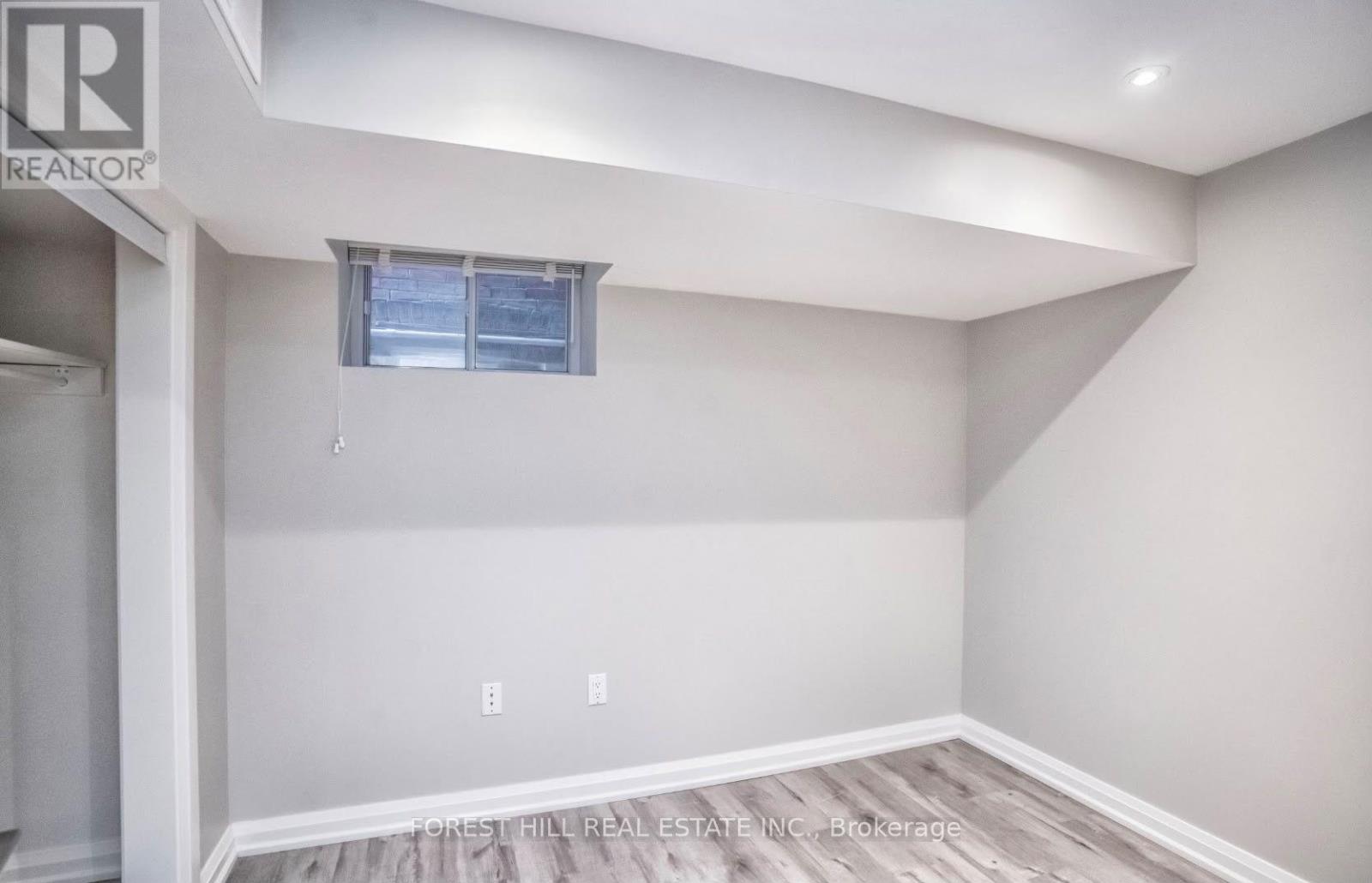 Bsmt - 34 Kenneth Avenue, Toronto, Ontario  M6P 1H9 - Photo 11 - W13762426