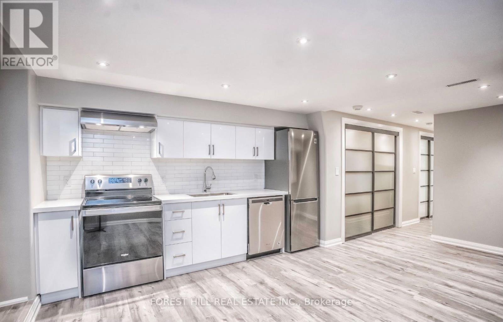 Bsmt - 34 Kenneth Avenue, Toronto, Ontario  M6P 1H9 - Photo 4 - W13762426