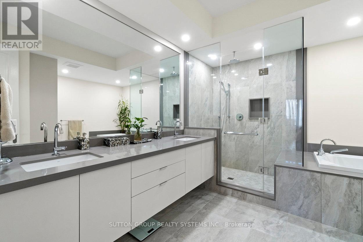 102 - 2095 Lake Shore Boulevard W, Toronto, Ontario  M8V 4G4 - Photo 12 - W13762436