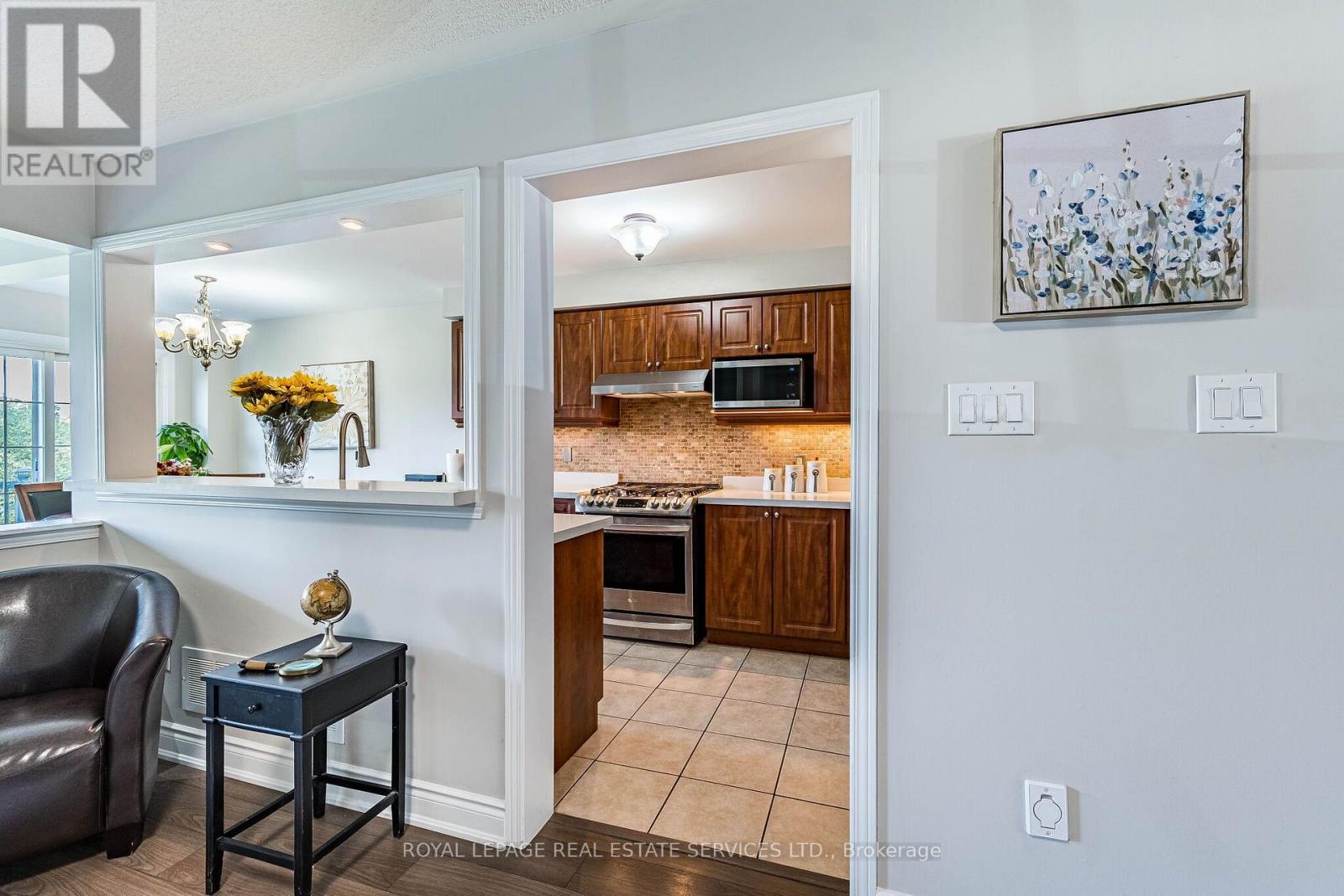 26 Bay Breeze Drive, Brampton, Ontario  L6R 0M1 - Photo 12 - W13762484