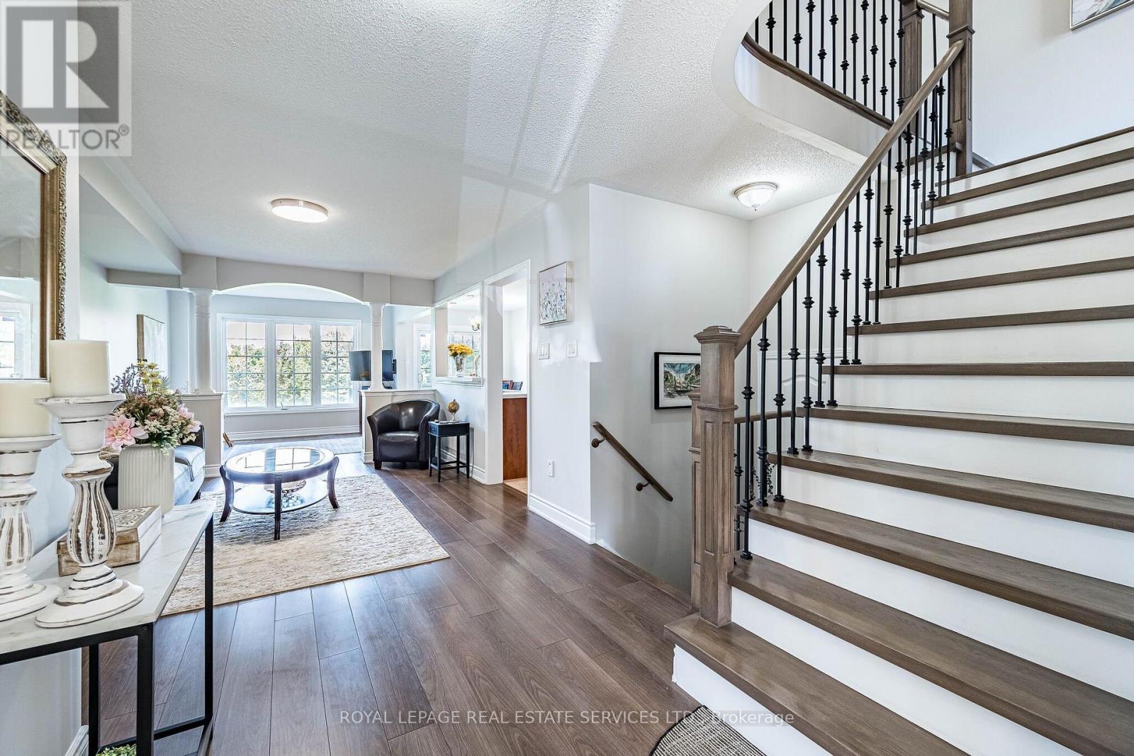 26 Bay Breeze Drive, Brampton, Ontario  L6R 0M1 - Photo 6 - W13762484