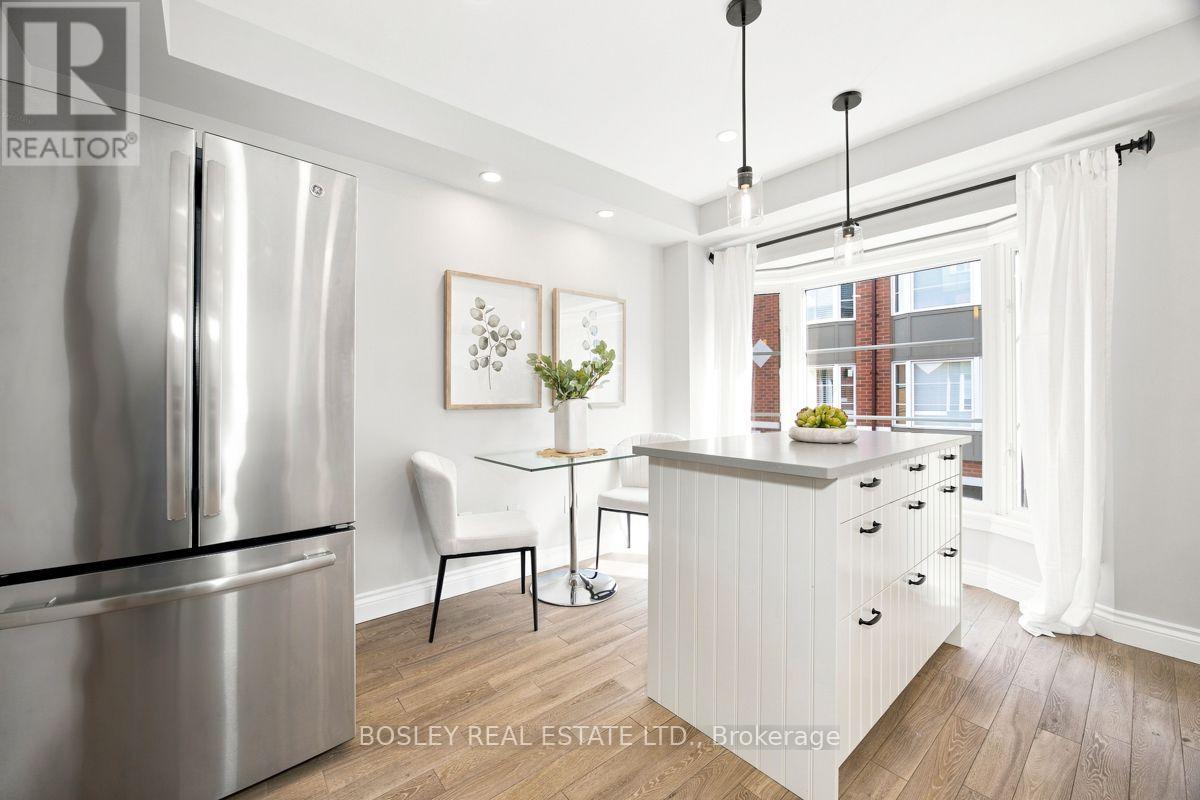 3 - 64 Old Mill Terrace, Toronto, Ontario  M8X 1A2 - Photo 11 - W13762486