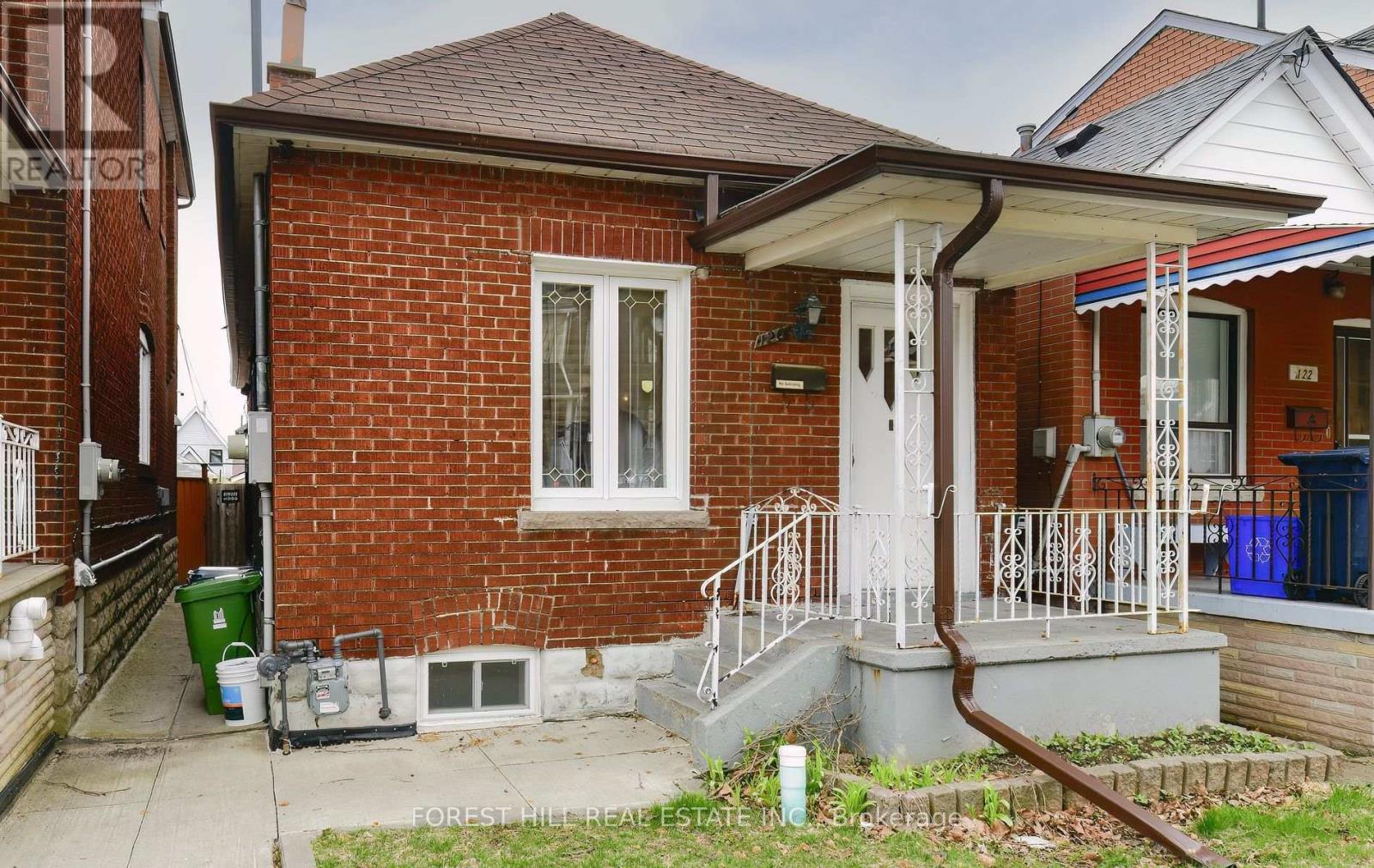 120 EARLSCOURT AVENUE