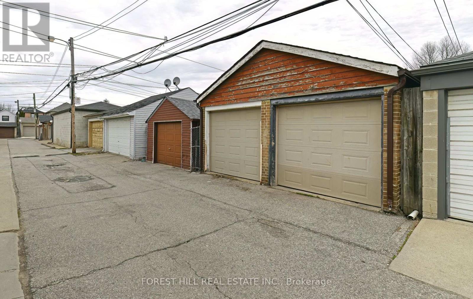 120 Earlscourt Avenue, Toronto, Ontario  M6E 4A9 - Photo 13 - W13762518