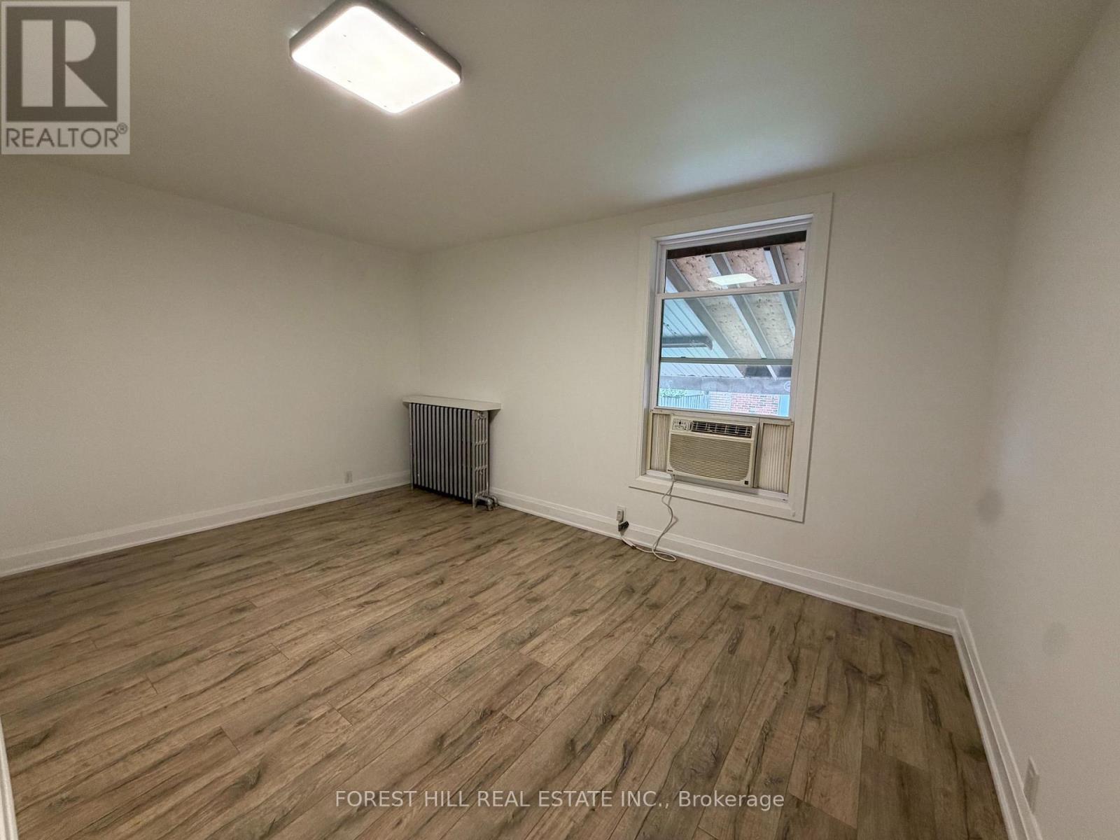 120 Earlscourt Avenue, Toronto, Ontario  M6E 4A9 - Photo 4 - W13762518
