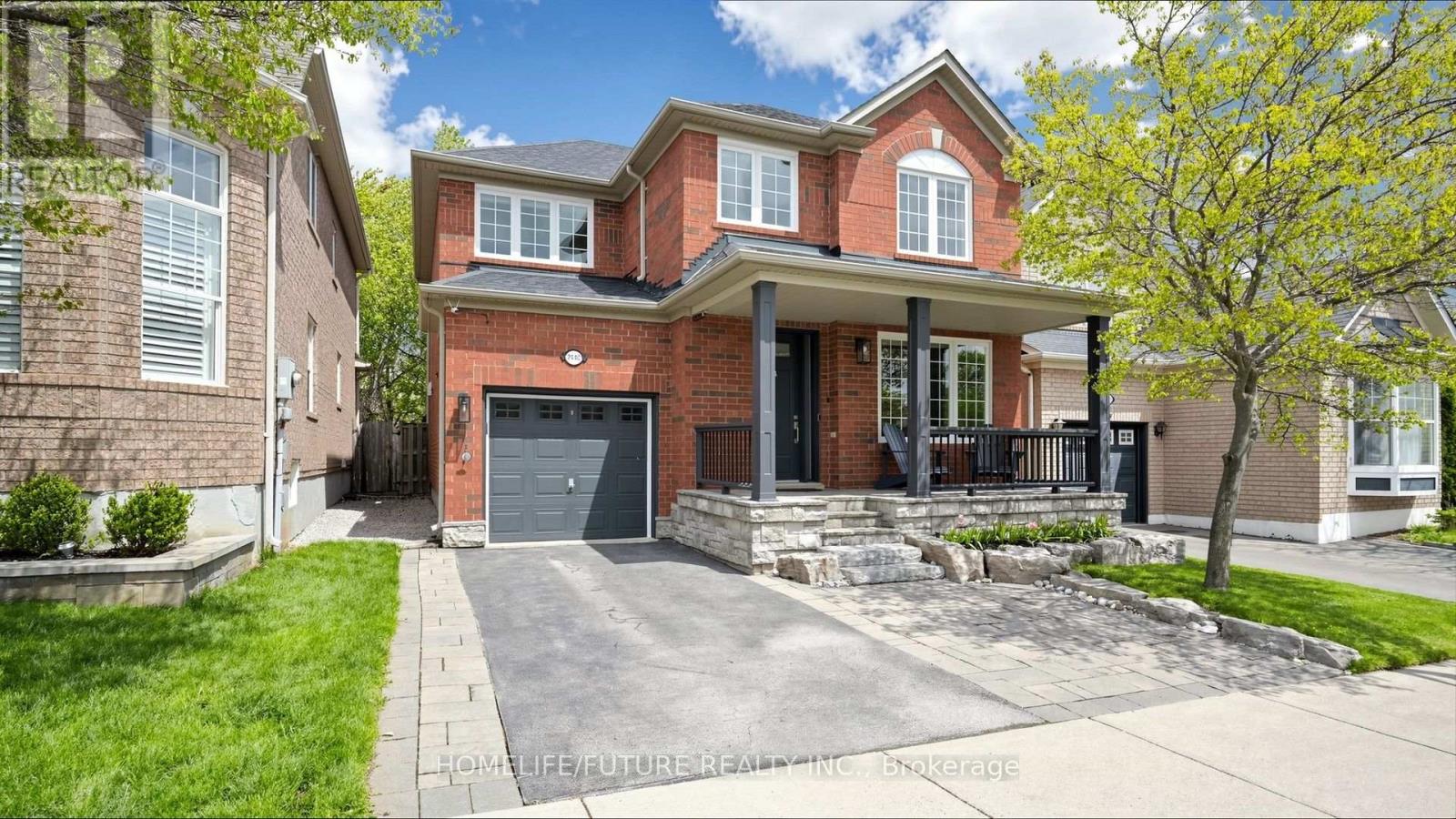 2440 Hollybrook Drive, Oakville, Ontario  L6M 4S8 - Photo 2 - W13762568