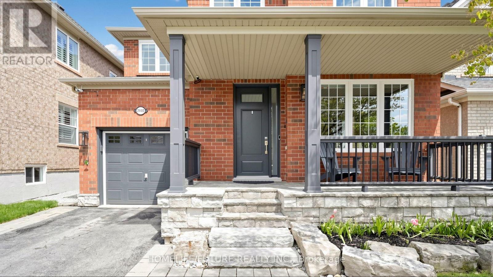 2440 Hollybrook Drive, Oakville, Ontario  L6M 4S8 - Photo 3 - W13762568