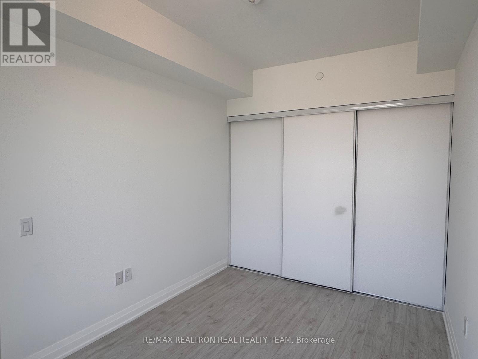 523 - 412 Silver Maple Road, Oakville, Ontario  L6H 7X8 - Photo 17 - W13762600
