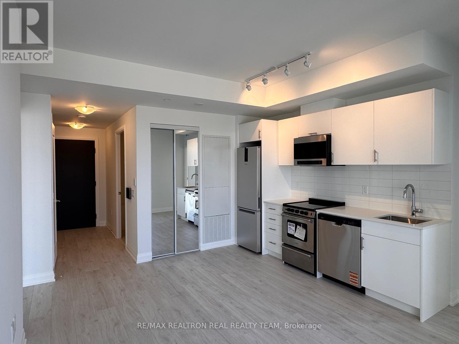 523 - 412 Silver Maple Road, Oakville, Ontario  L6H 7X8 - Photo 8 - W13762600