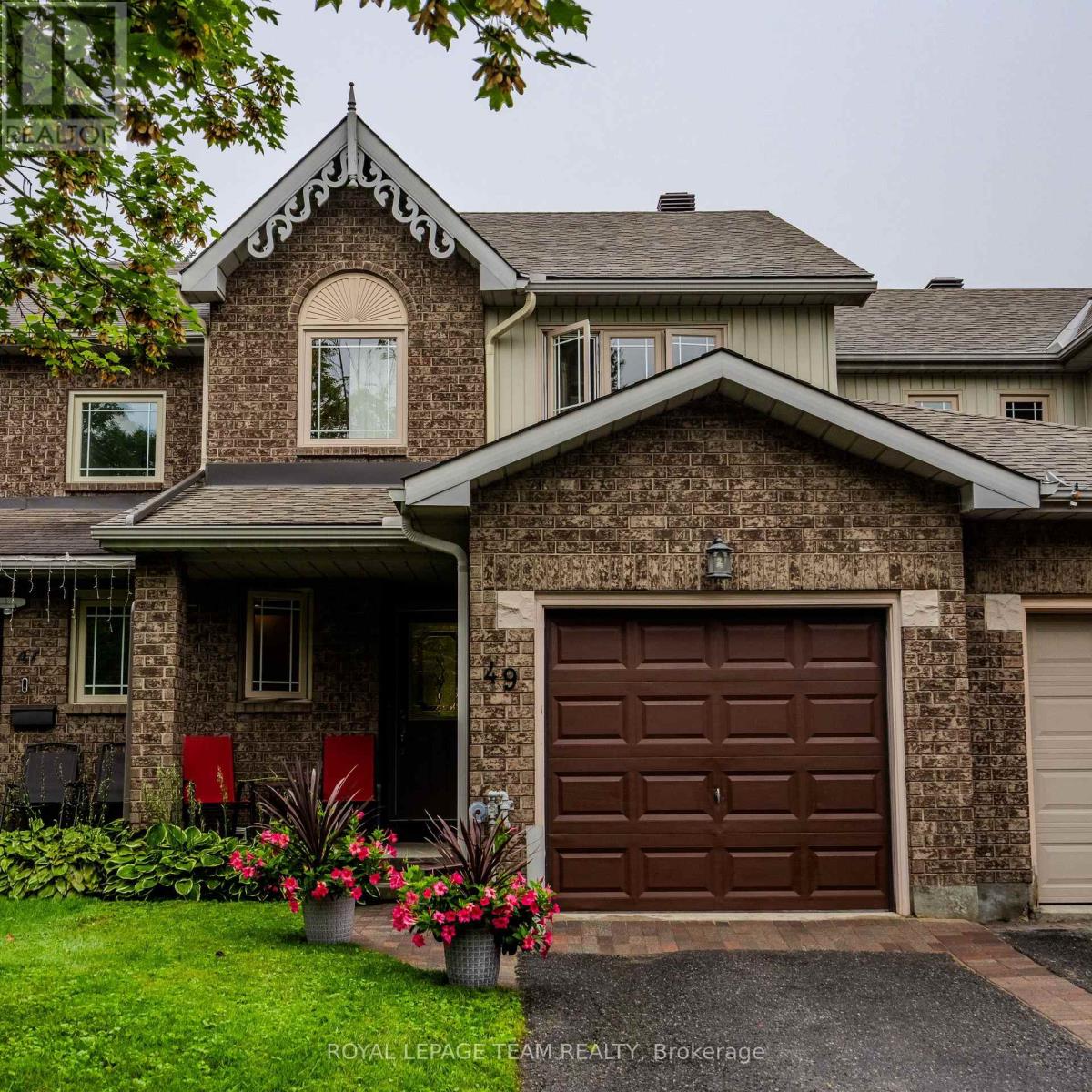 49 HARRINGTON COURT, Ottawa, Ontario