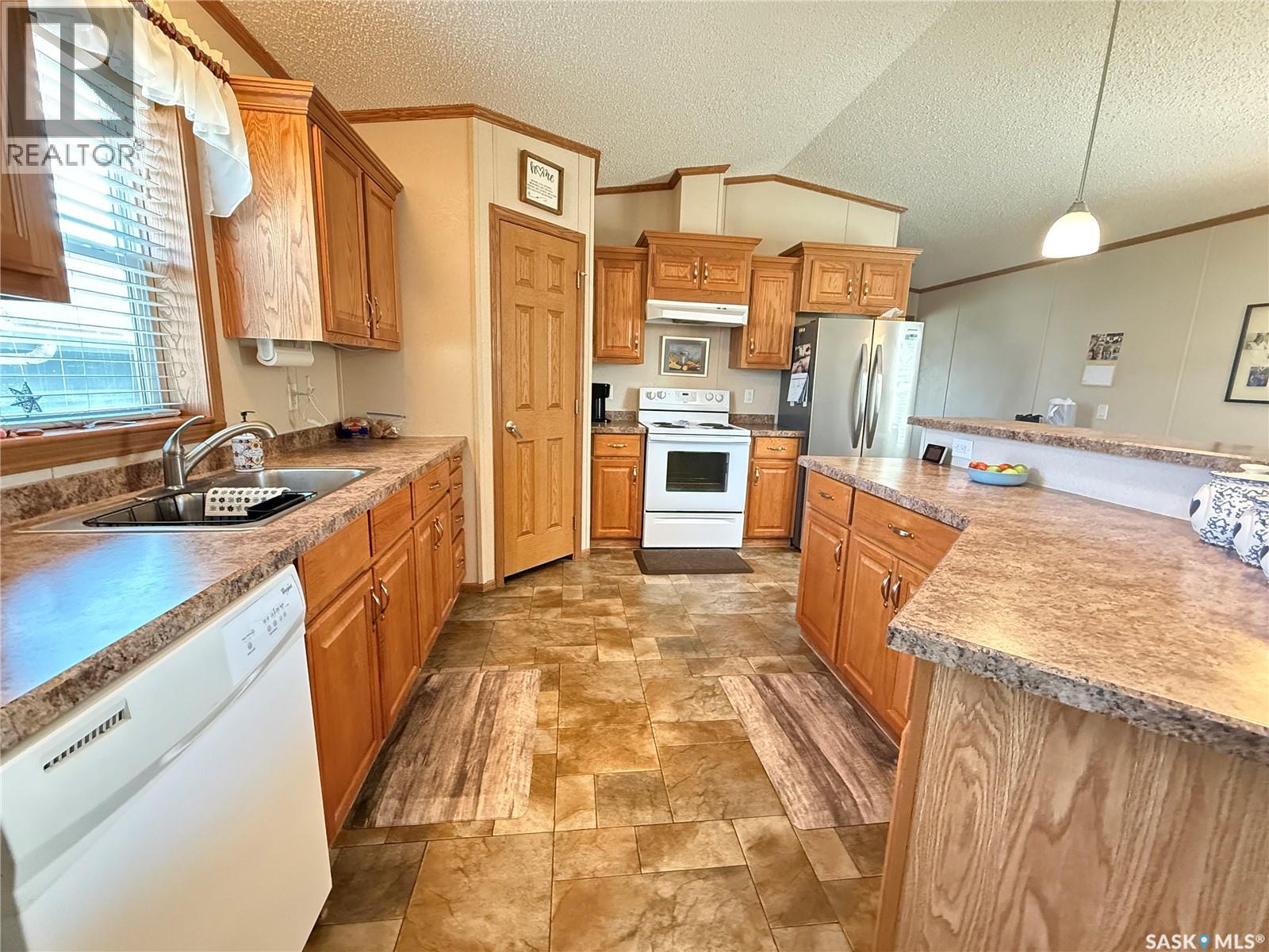 51 Harbour View Drive, Cymri Rm No. 36, Saskatchewan  S0C 1S0 - Photo 6 - SK047986