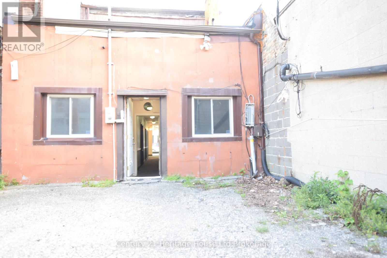 361 Dundas Street, Woodstock, Ontario  N4S 1B6 - Photo 45 - X13227286