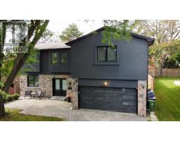 16 ALDENHAM CRESCENT, Toronto, Ontario
