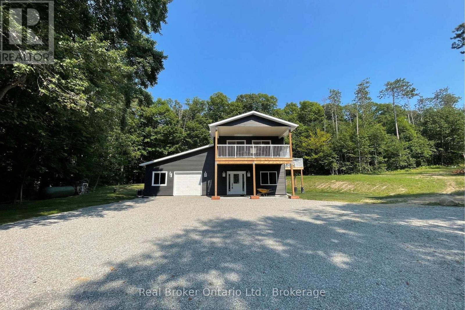 90 14 CONCESSION E, Tiny, Ontario