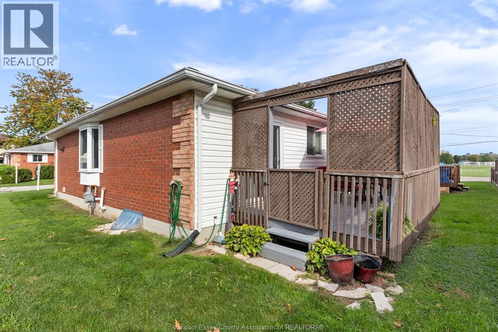 8525 Little River Unit# 9, Windsor, Ontario  N8S 4R3 - Photo 18 - 26022110