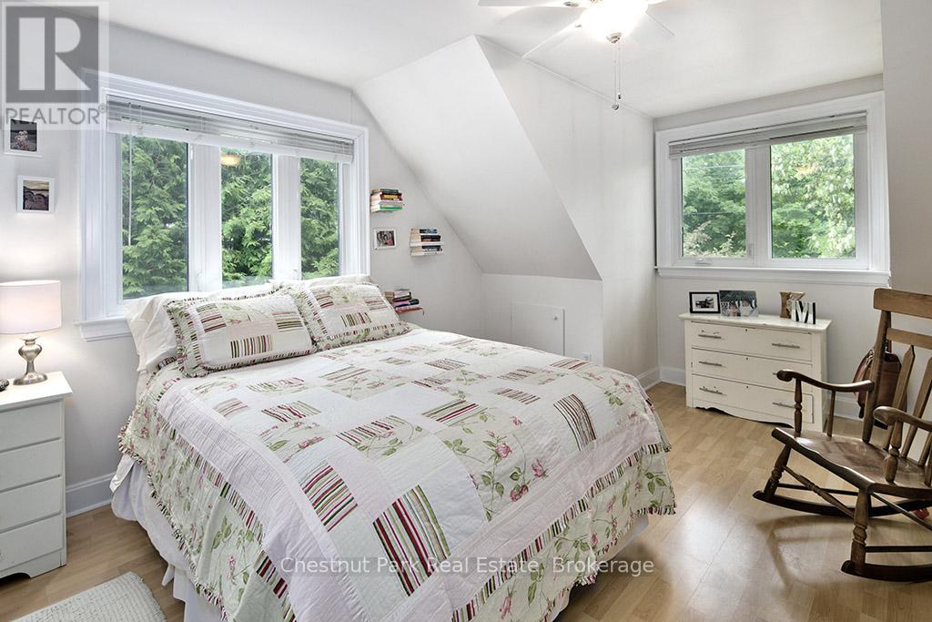 114 Clark Street, Blue Mountains, Ontario  N0H 1J0 - Photo 25 - X13624646