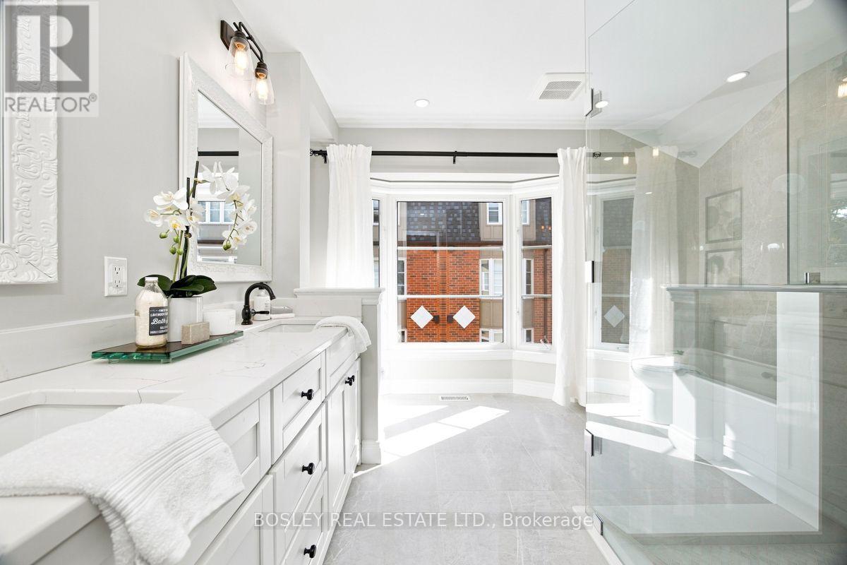 3 - 64 Old Mill Terrace, Toronto, Ontario  M8X 1A2 - Photo 37 - W13762486