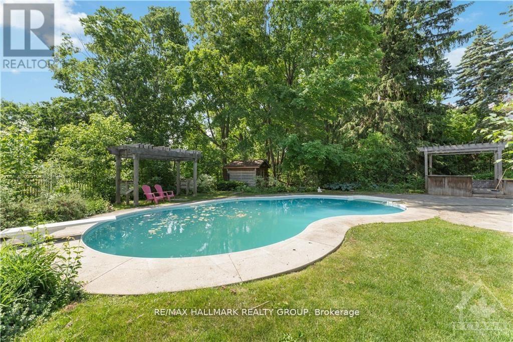 41 Cedar Road, Ottawa, Ontario K1J 6L5 - Photo 3 - X13762638