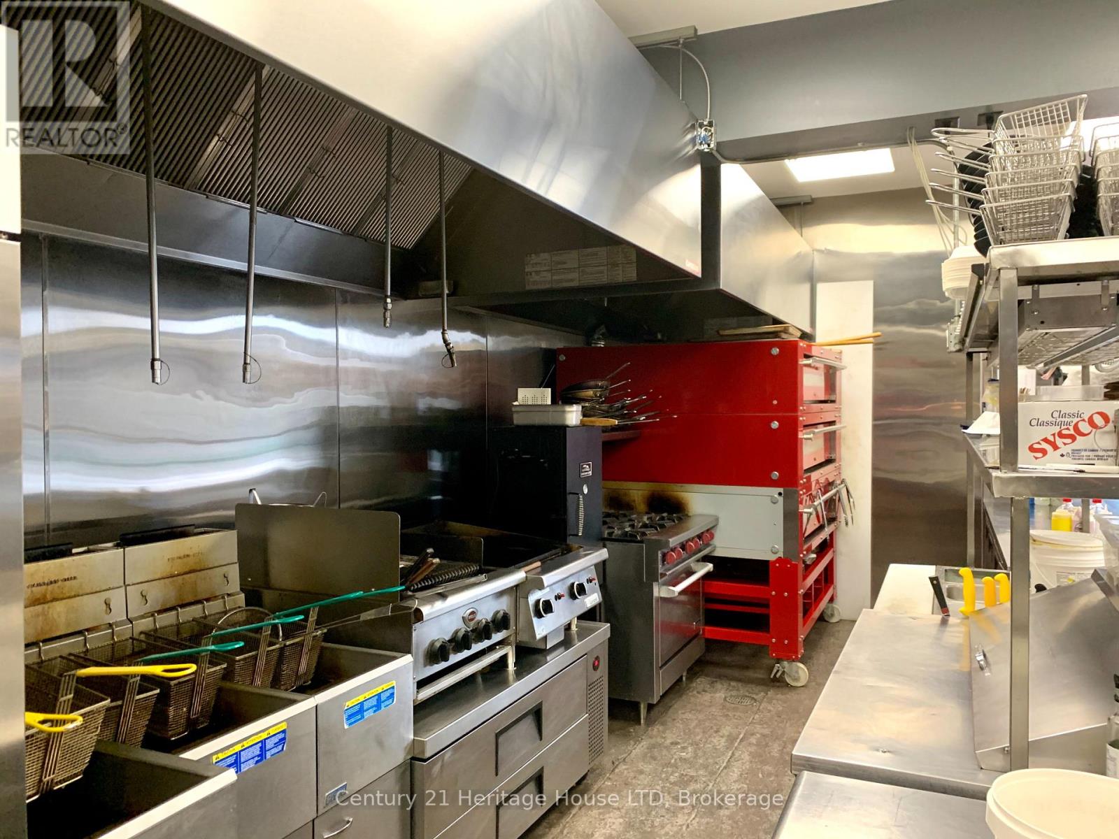 8163 Cummington Square E, Niagara Falls, Ontario  L2G 6W1 - Photo 31 - X13762684