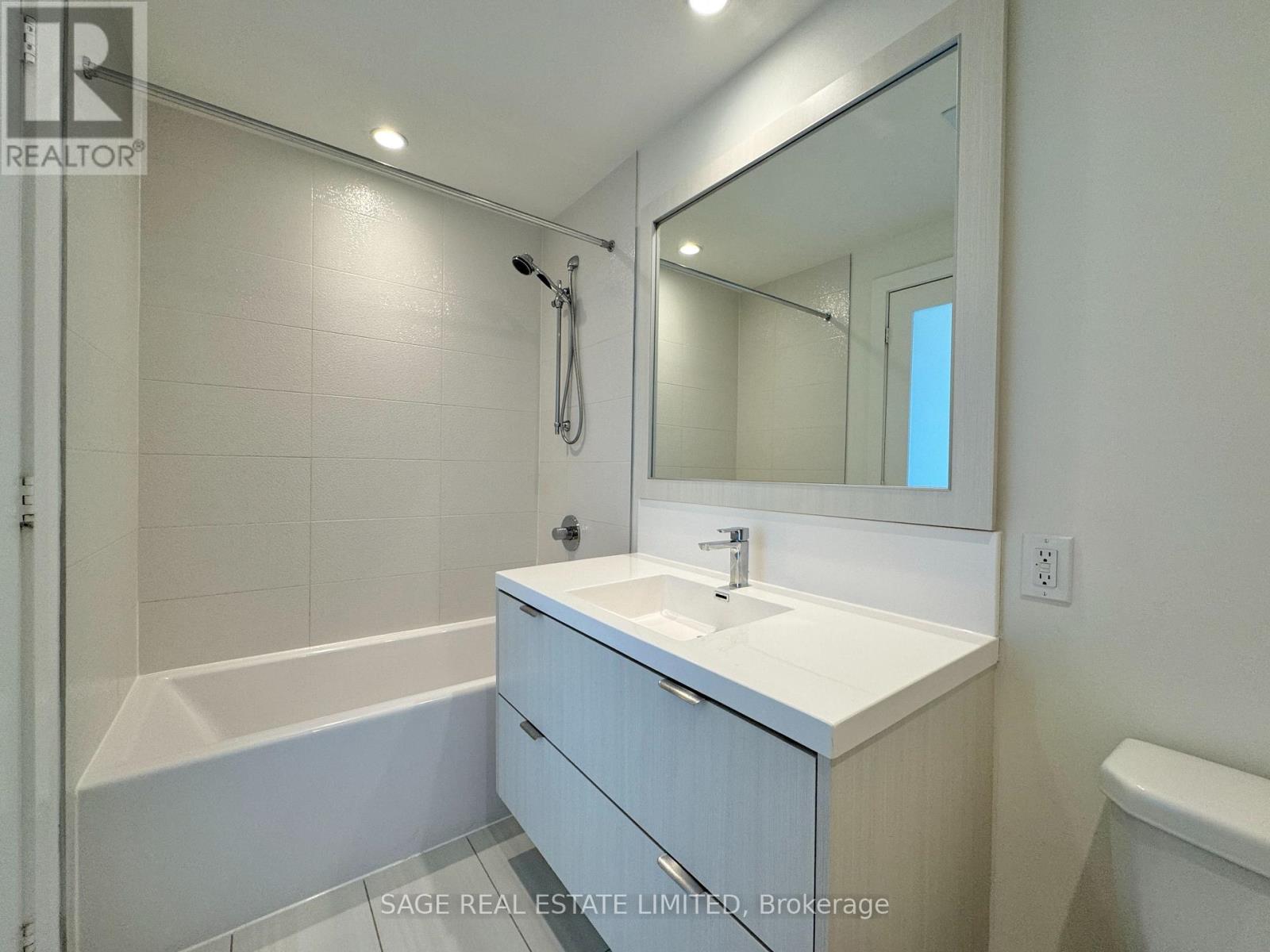 1111 - 80 Vanauley Street, Toronto, Ontario  M5T 0C9 - Photo 33 - C13762634