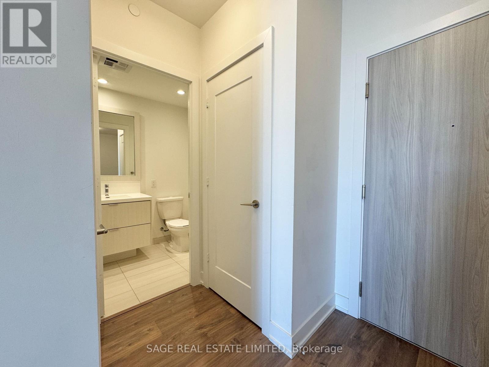 1111 - 80 Vanauley Street, Toronto, Ontario  M5T 0C9 - Photo 6 - C13762634