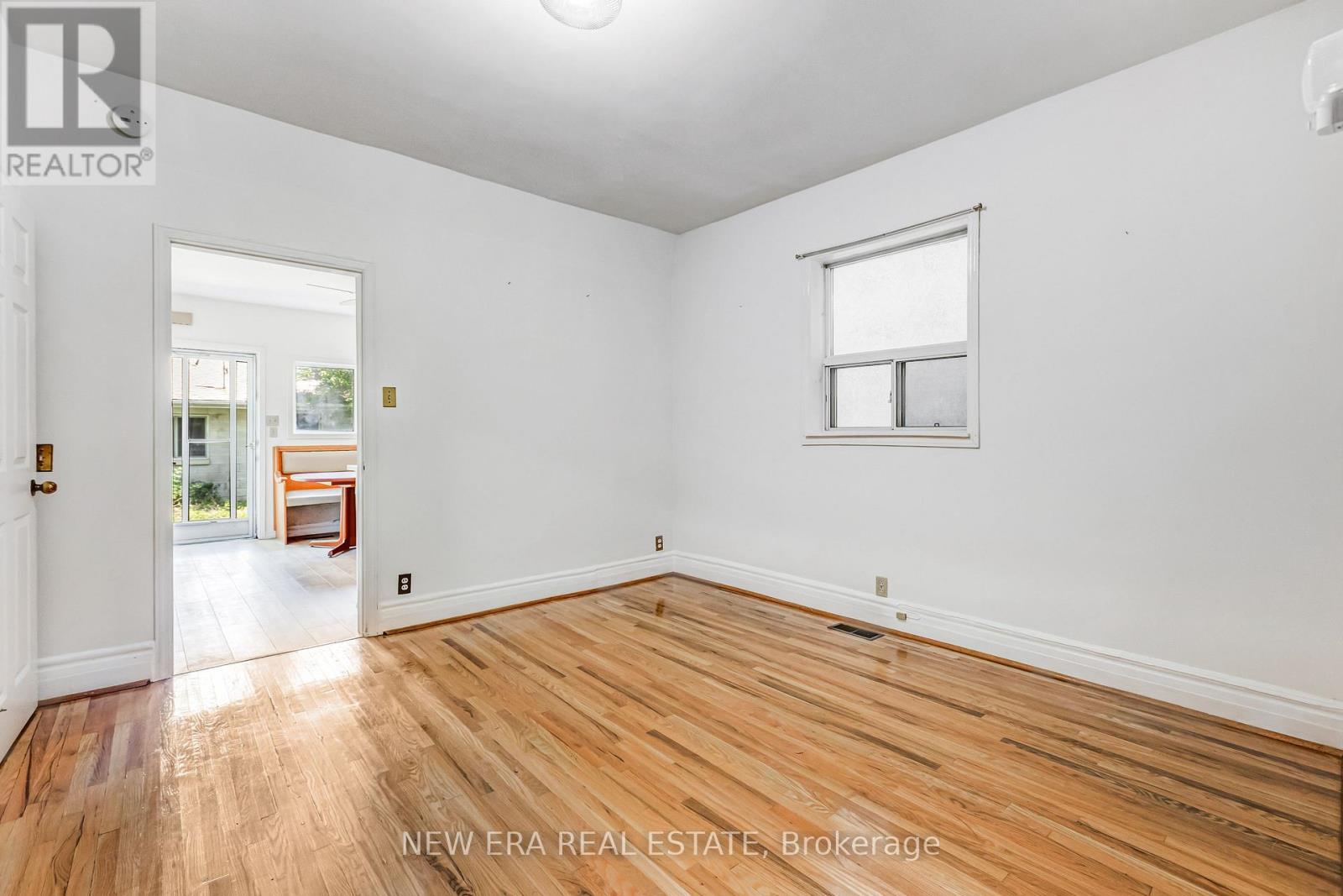 393 Ossington Avenue, Toronto, Ontario  M6J 3A6 - Photo 11 - C13762708