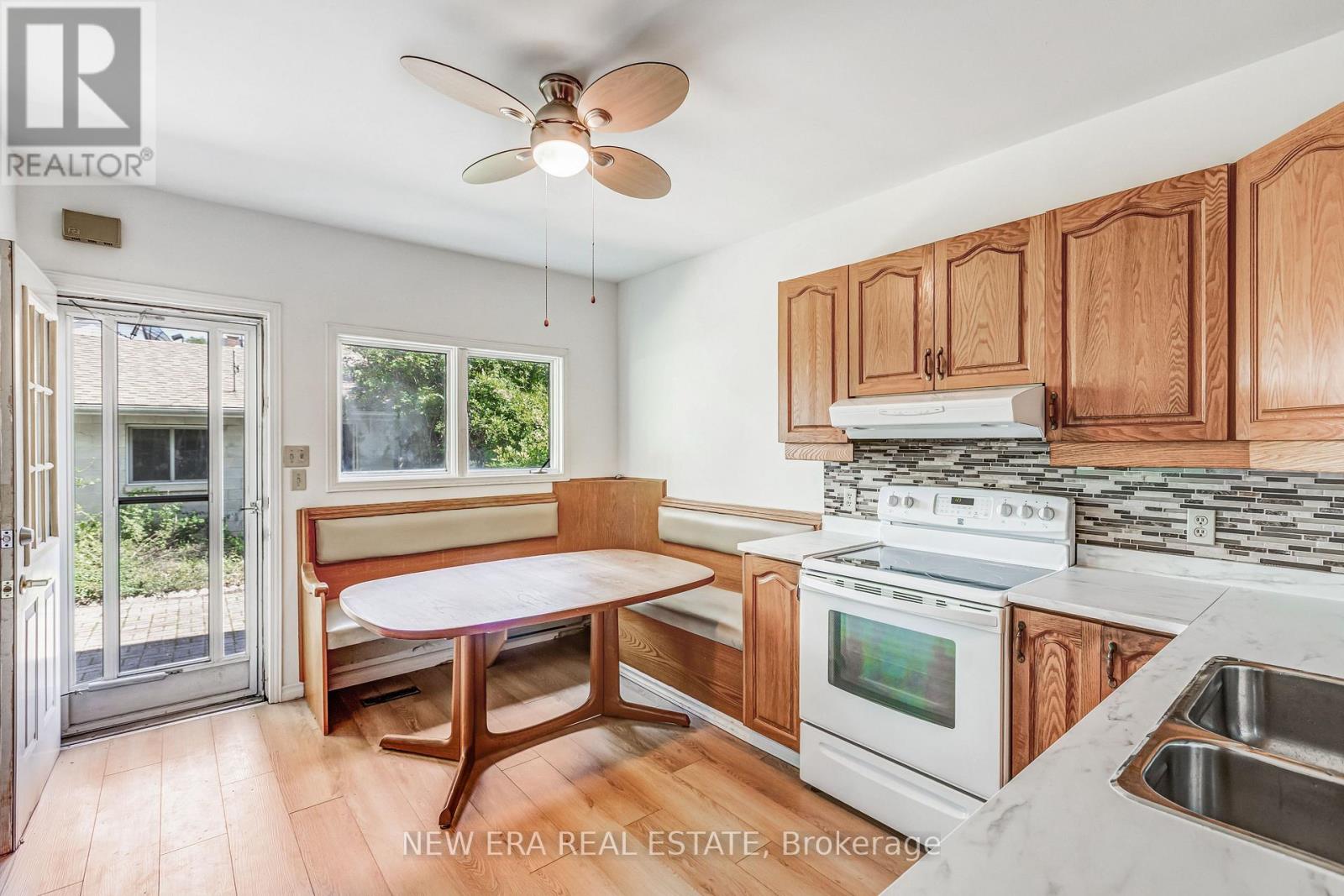 393 Ossington Avenue, Toronto, Ontario  M6J 3A6 - Photo 15 - C13762708