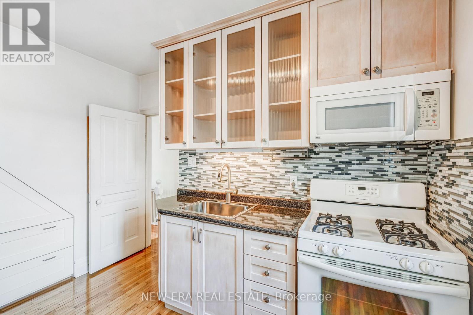 393 Ossington Avenue, Toronto, Ontario  M6J 3A6 - Photo 22 - C13762708