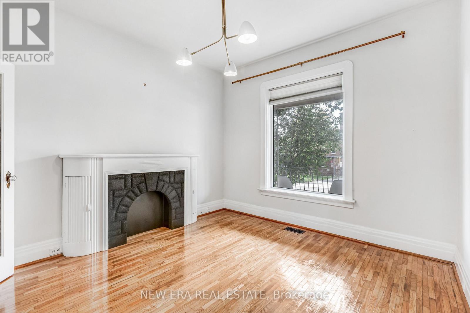 393 Ossington Avenue, Toronto, Ontario  M6J 3A6 - Photo 7 - C13762708