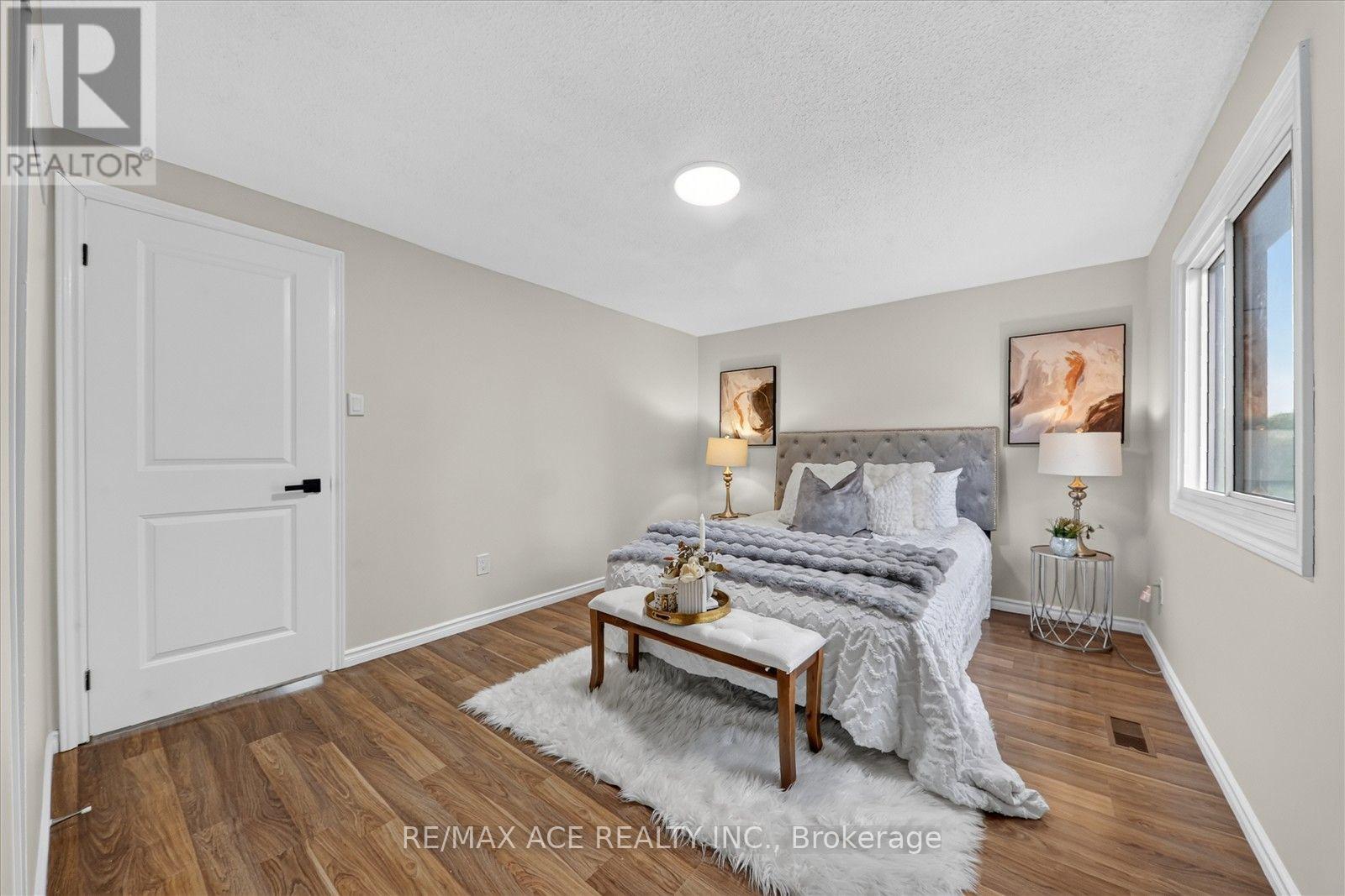 101 Greenfield Crescent, Whitby, Ontario  L1N 7G2 - Photo 21 - E13762698