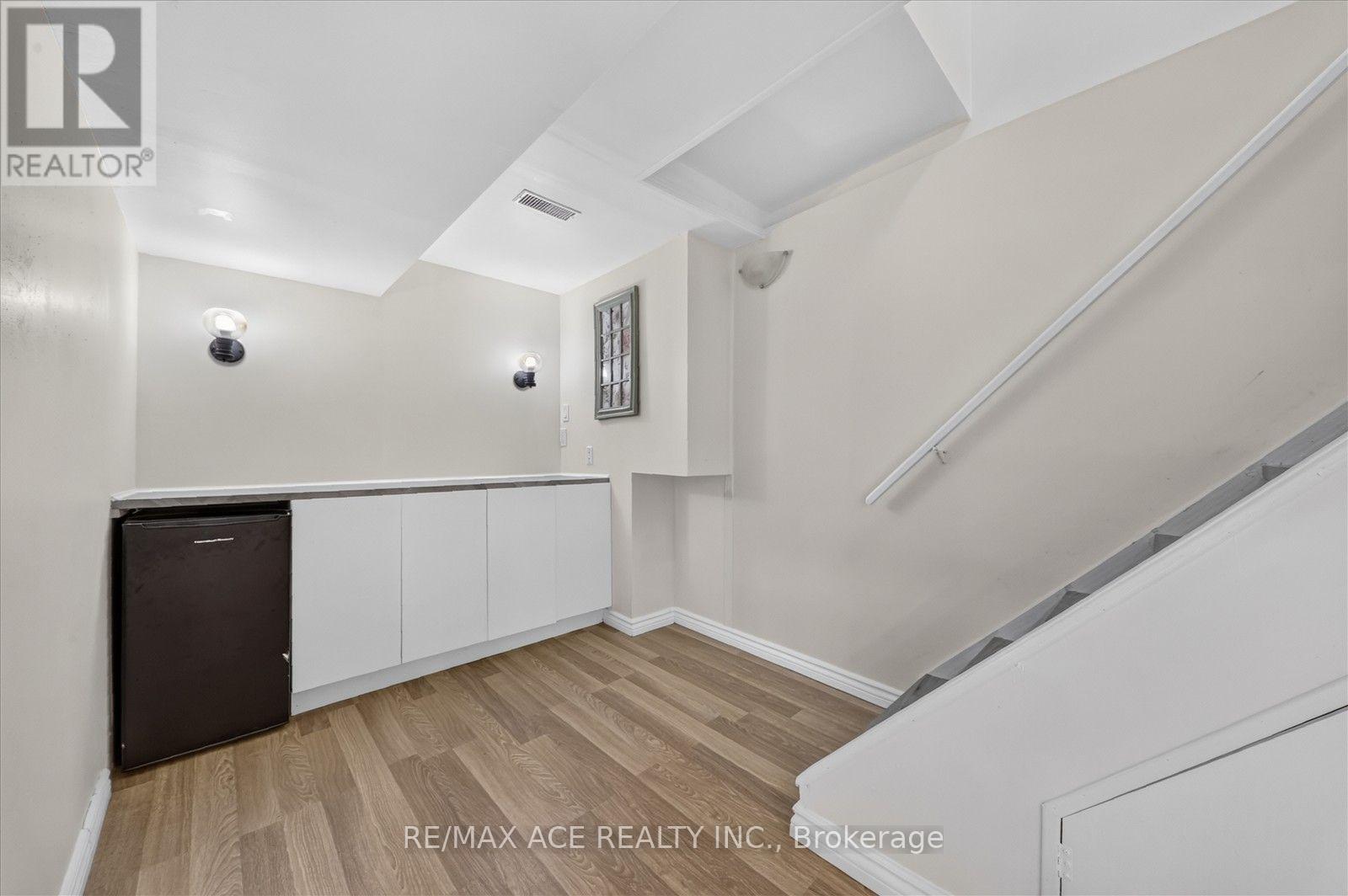 101 Greenfield Crescent, Whitby, Ontario  L1N 7G2 - Photo 28 - E13762698