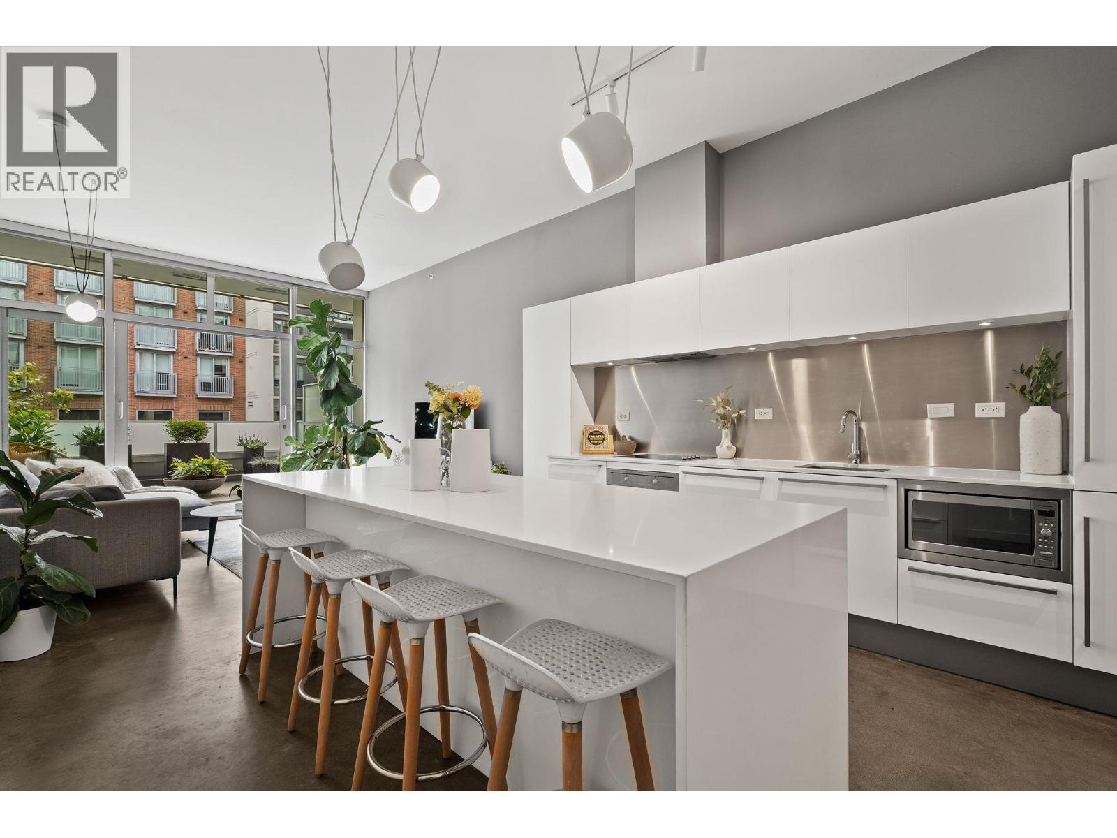 409 53 W HASTINGS STREET, vancouver, British Columbia