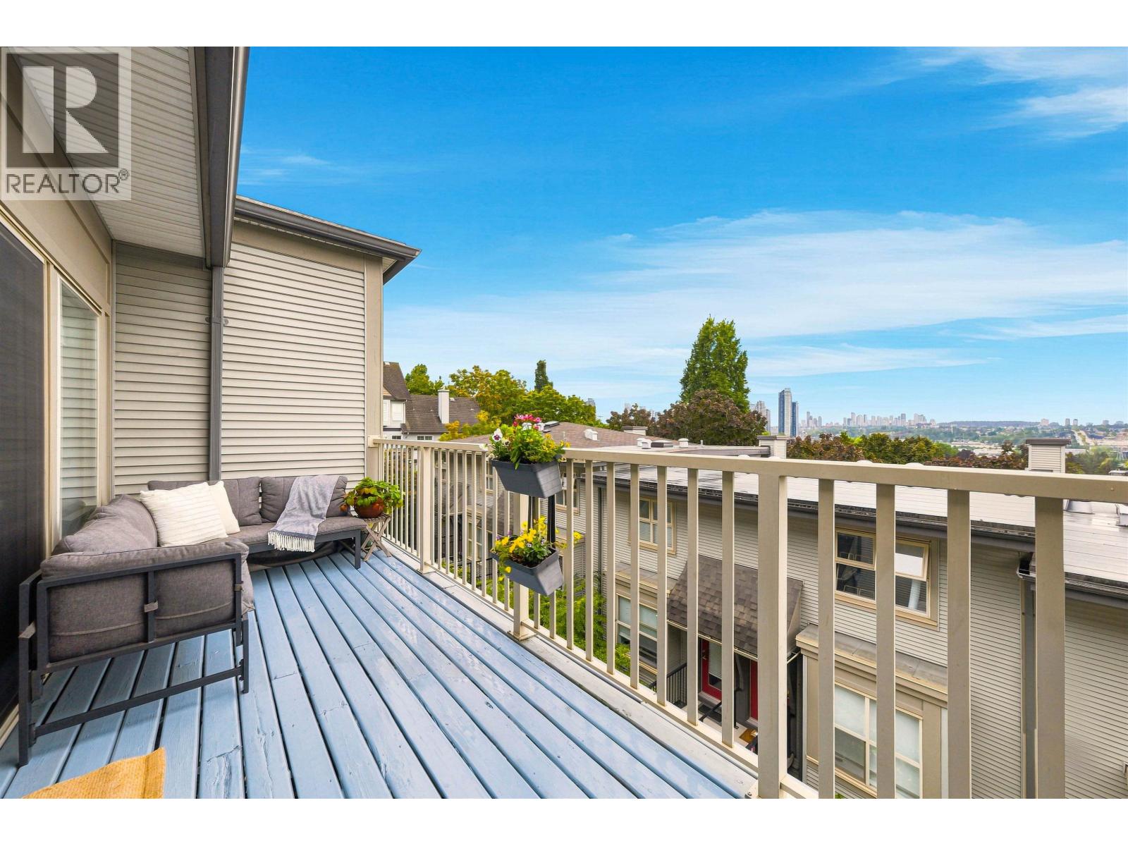 19 3737 Pender Street, Burnaby, British Columbia  V5C 2L2 - Photo 15 - R3163360